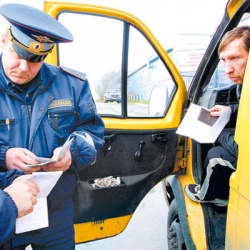 В Троицке таксистов штрафуют за отсутствие кассовых чеков и визитных карточек