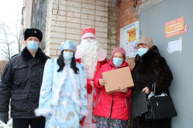 В Троицке стартовала акция «Полицейский Дед Мороз»
