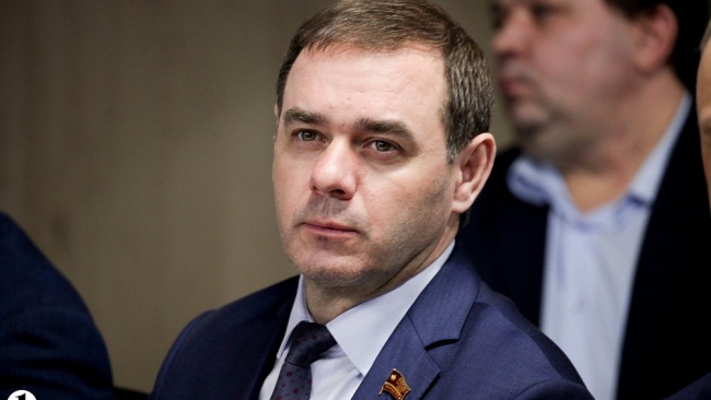 Областной парламент возглавит Александр Лазарев