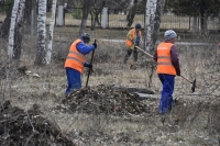В Троицке дан старт санитарной уборке города от зимнего мусора
