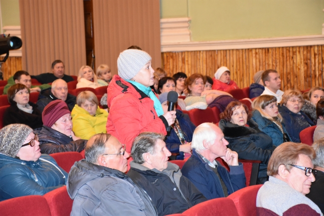 Более 700 человек приняли участие в трех дискуссионных площадках по программе «Реальные дела»