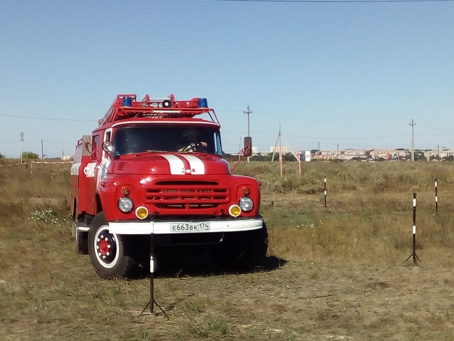 Троицкие водители пожарных автомобилей – лучшие в области!