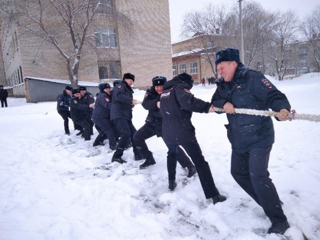 Троицкие полицейские присоединились к ежегодной Всероссийской акции «Студенческий десант»