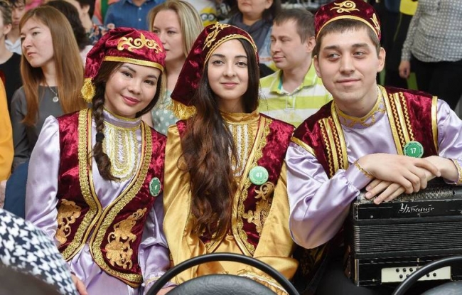 Конгресс татар Челябинской области объявляет о старте конкурса «Татар гаилэсе» - «Татарская семья»!
