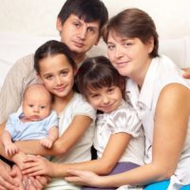 Многодетные семьи Челябинской области получат денежные выплаты из федерального бюджета