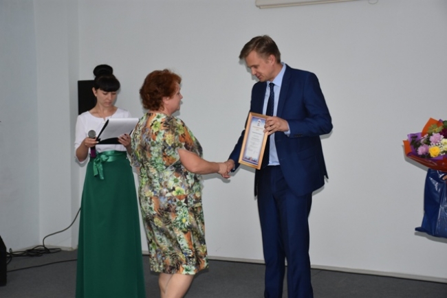 Александр Виноградов поздравил медицинских работников с профессиональным праздником