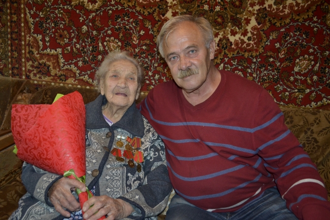 Труженик тыла Надежда Кувалдина отметила свой 100-летний юбилей.