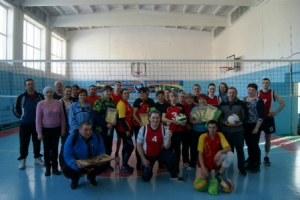 Лучшие волейболисты - педагоги Бобровской школы