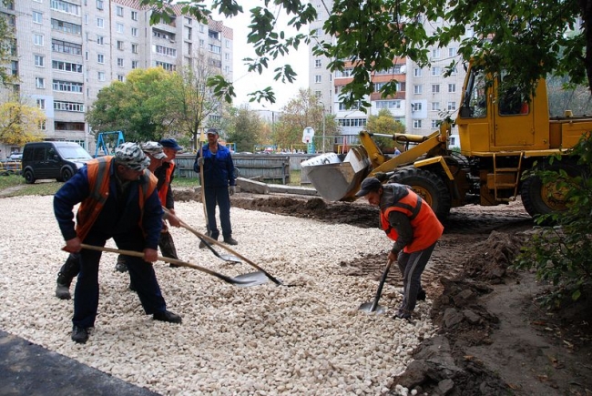 В Троицке продолжается реализация программы «Формирование современной городской среды»