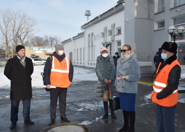 Карталинская транспортная прокуратура, по заявлению троицких депутатов, провела выездную проверку на станции Троицк