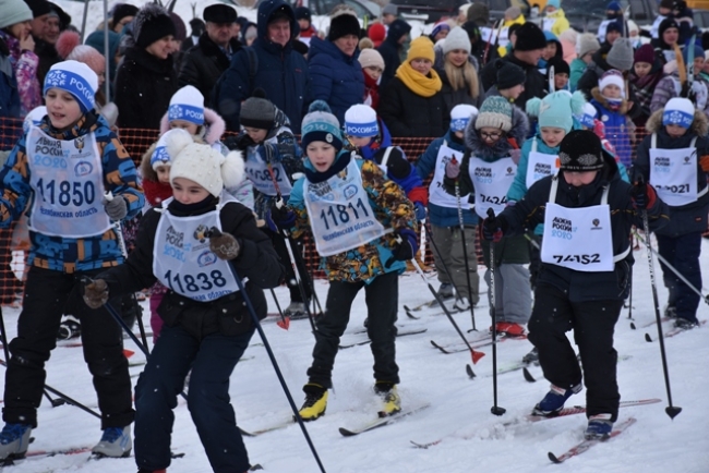 Более 600 троичан приняли участие во всероссийской лыжной гонке