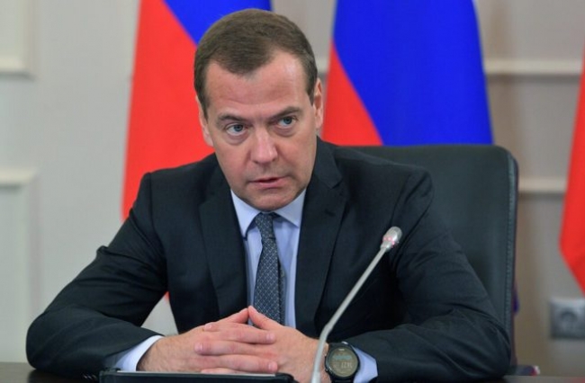 Медведев объявил об отставке российского правительства