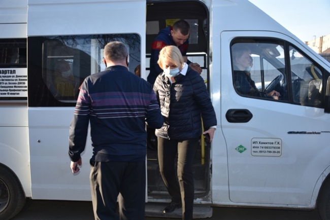 Исполняющий полномочия главы города Елена Василяускене проконтролировала движение общественного транспорта