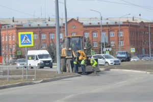 В городе стартовал дорожно-строительный сезон