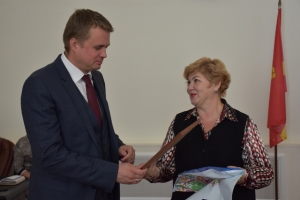 Александру Виноградову вручили диплом от Министерства экологии области  за успешную реализацию экологического проекта на территории Троицка