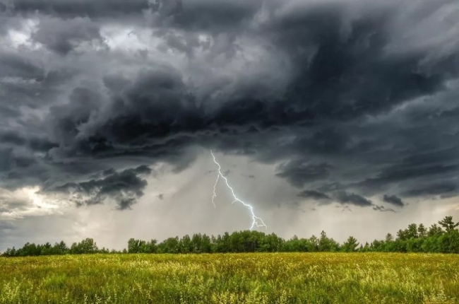 Дожди, грозы и град придут в Челябинскую область