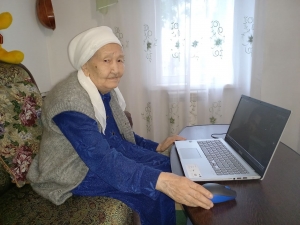 В 92 года – на «ты» с ноутбуком!