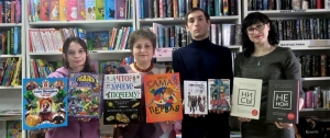 Коллектив магазина «Книжный на Климова 17» и копи-центра «Галактика»