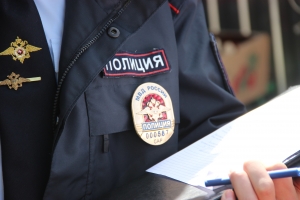 Экс-полицейский из Троицка отделался штрафом за помощь торговцу казахстанским алкоголем
