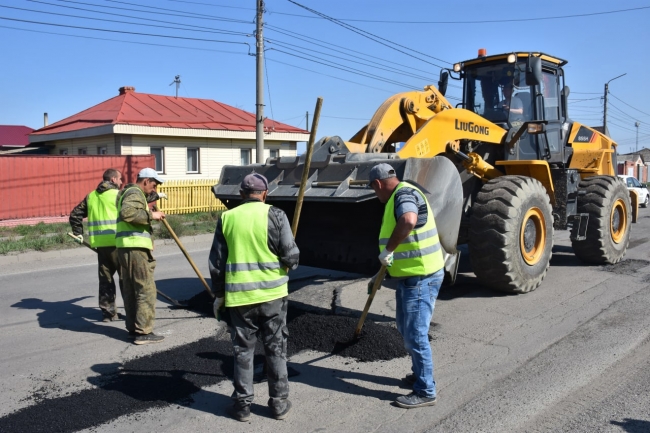 В городе заканчивается ямочный ремонт дорог