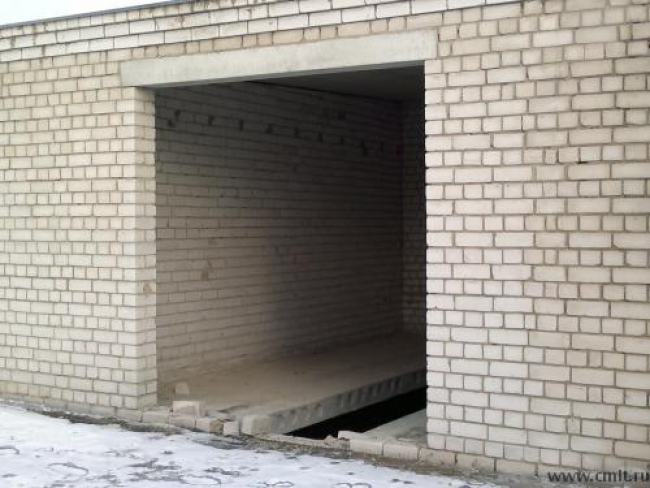 В Троицке хозяйку гаража злоумышленники оставили без ворот