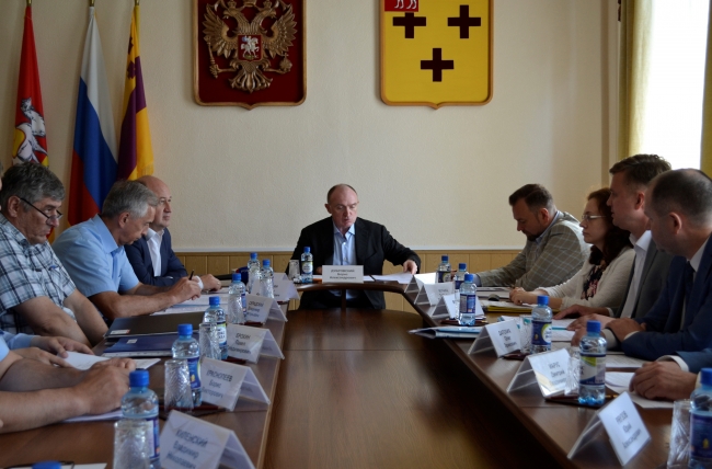 Губернатор Челябинской области провел совещание по подготовке города Троицка к отопительному периоду