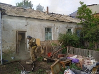 В  Троицке горел бесхозный дом