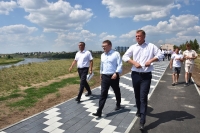 Губернатор области Алексей Текслер посетил строящиеся объекты города