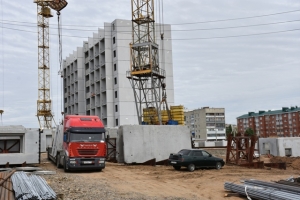 В Троицке активно идет строительство нового дома для переселения граждан из аварийного жилого фонда