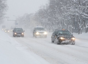 В связи с плохими погодными условиями, южноуральские трассы будут патрулировать дорожники