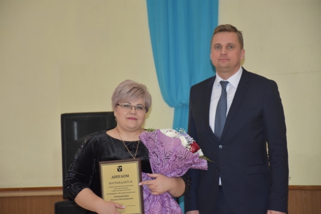 Александр Виноградов вручил ежегодную премию в сфере культуры и искусства