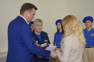 Глава города вручил орден Мужества дочери погибшего участника СВО Александра Сергеева