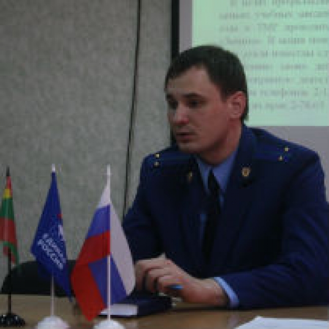 Прокуратура Троицкого района напомнила педагогам об ответственности за безопасность учеников