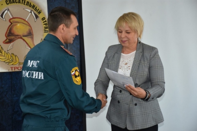 Елена Василяускене поздравила сотрудников пожарной охраны с профессиональным праздником