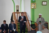 Александр Виноградов поздравил мусульман с праздником