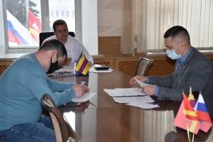 Александр Виноградов провел очередное совещание с представителями сферы общественных перевозок